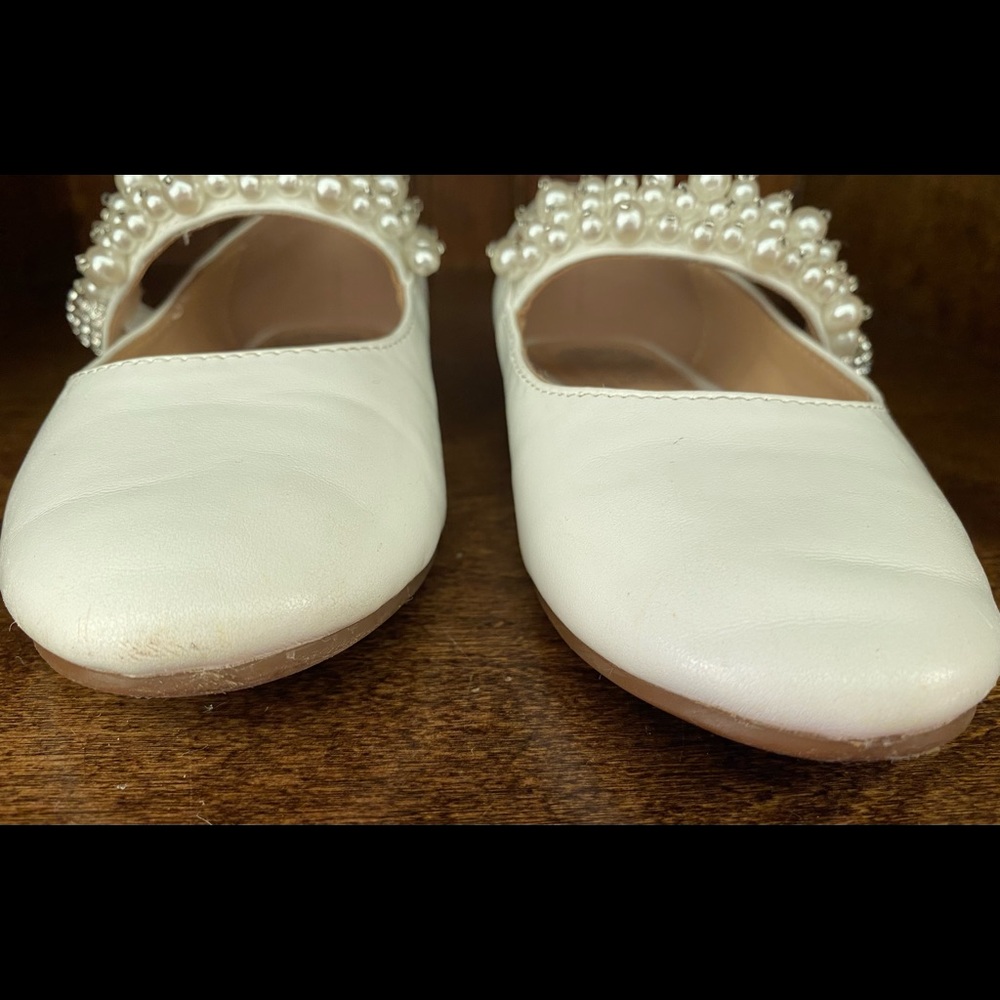 Vince Camuto Dress Shoes with Pearls - Picture 2 of 3